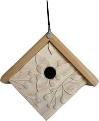 Welliver Outdoors - Welliver Outdoors Carved Raspberry Wren House