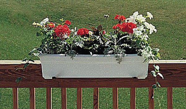 Novelty Mfg Co          P - Countryside Flowerbox